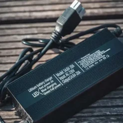 Oplader 12V